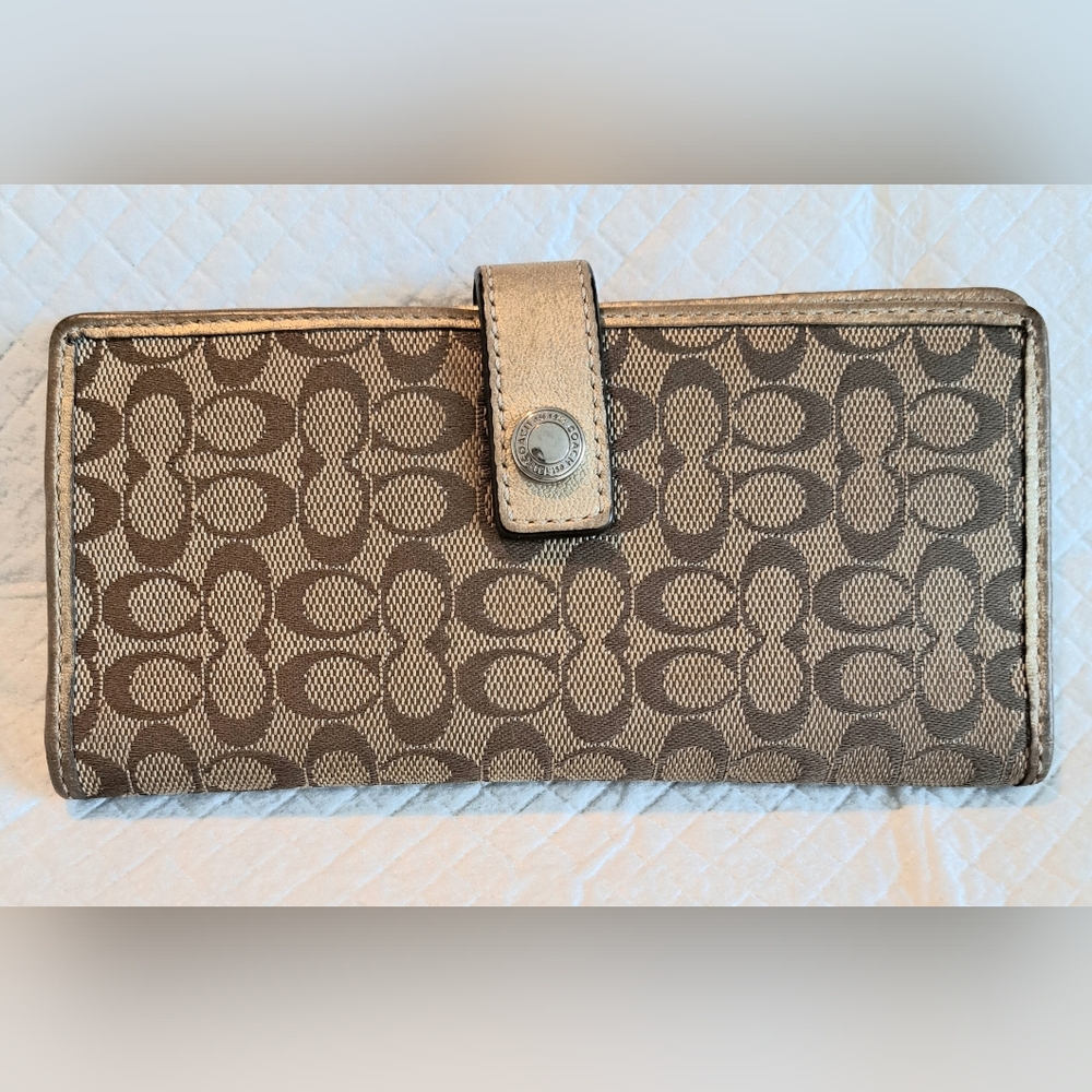 Coach Brown and Tan Signature Card Holder